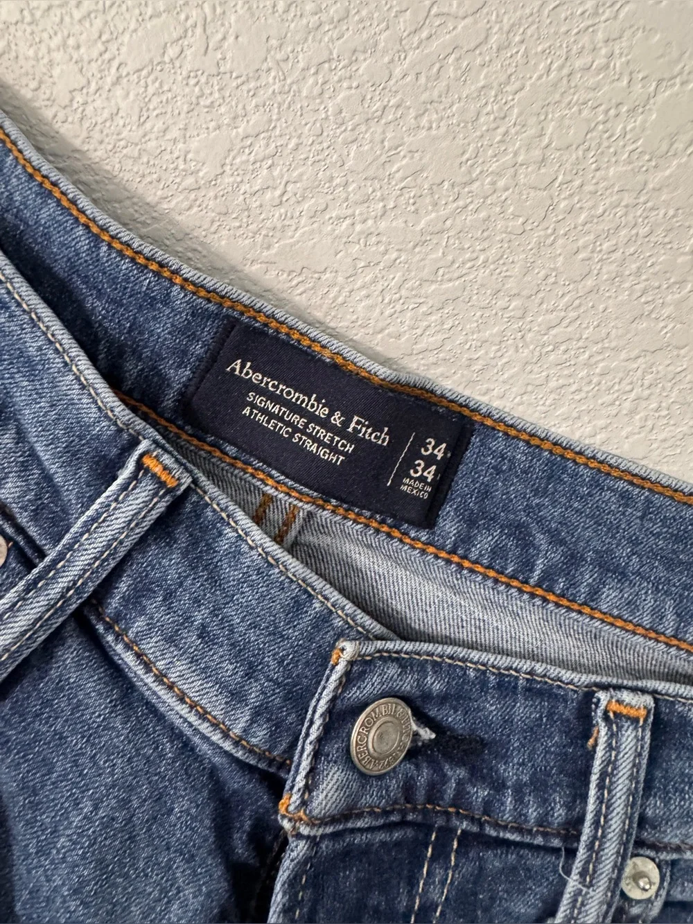 Abercrombie & Fitch Men’s Jeans size 34 Athletic Straight